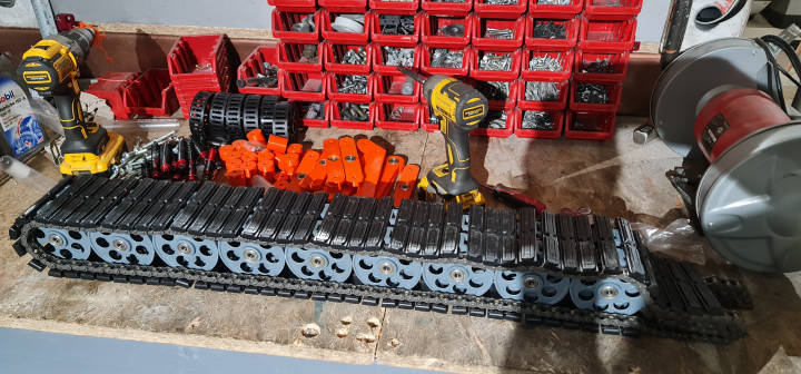 Finalized track layout with mockup