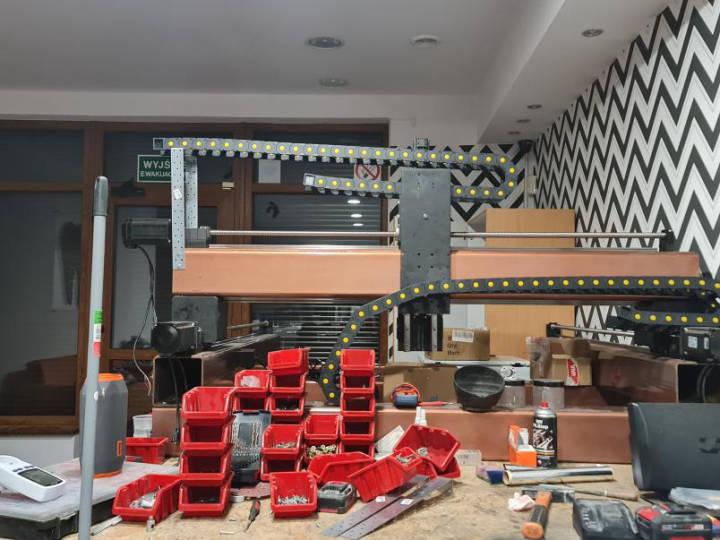 Putting the cable chain together